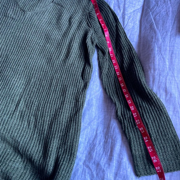 Faded Glory • Women's Rib Knit Olive Green V Neck Sweater - Picture 6 of 7